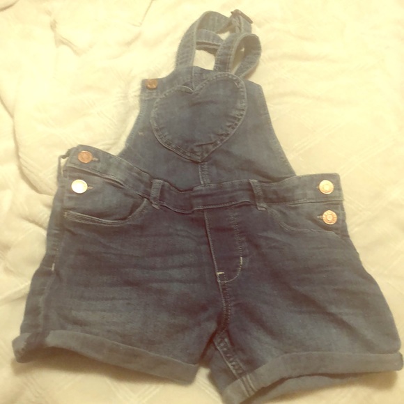 Girl 7 yr small - Picture 1 of 1